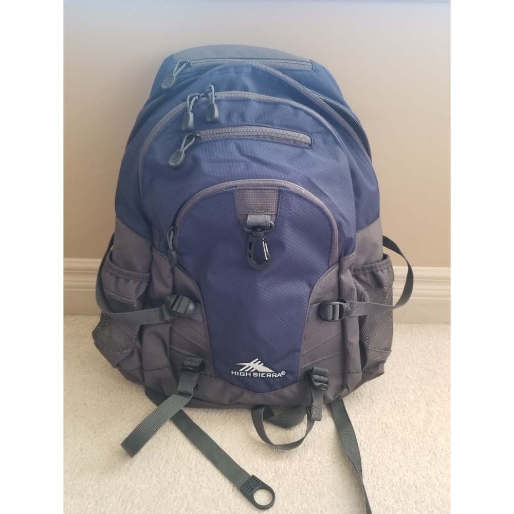 NWT HIKING HIGH SIERRA HEAVY DUTY HIKING BACKPACK